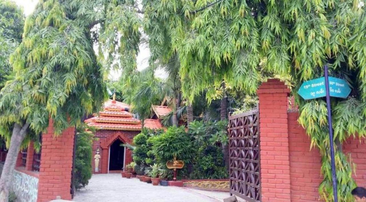 Golden Mandalay Hotel Exterior photo